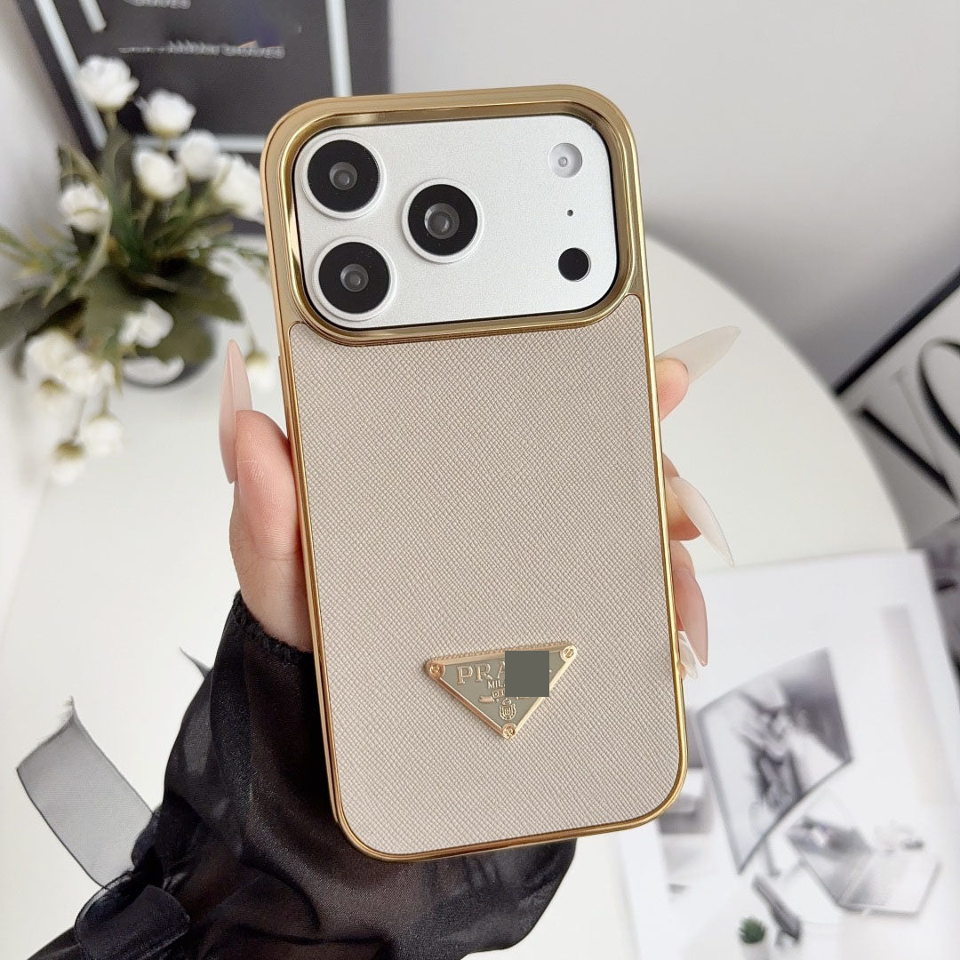 #215 スマホケース メッキ加工 耐衝撃・防振性能に優れ、iPhoneに対応