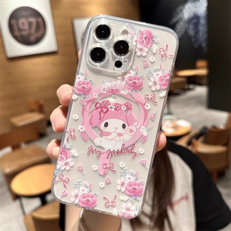 スマホケース 人気キャラ「クロミ」と「メロディ」がダブル登場!マグネットスマホケース 耐衝撃・防振性能に優れ、高級感あふれるスマホケースで、iPhone に対応