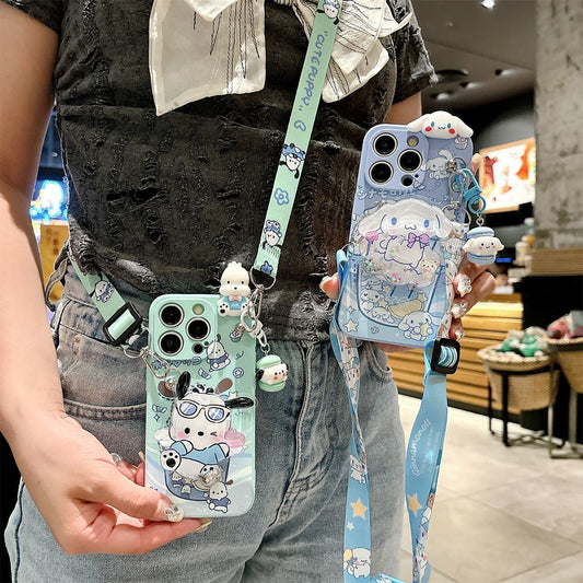 スマホケース  パチリーヌとシナモロール流砂スタンドデザイン  つるし紐も付い  耐衝撃・防振性能に優れ、高級感あふれるスマホケースで、iPhone に対応