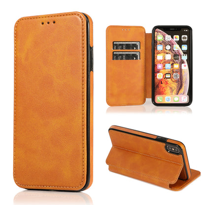手帳型スマホケース  1 体で 3 つの機能を兼ね備えた、  耐衝撃・防振性能に優れ、高級感あふれるスマホケースで、iPhone に対応