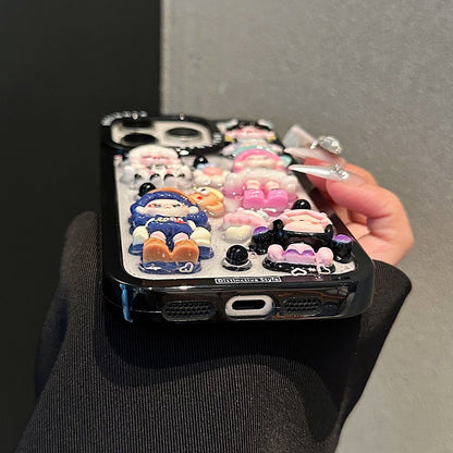 スマホケース  冒険心をくすぐる立体ドーラがスマホにやってきます！  耐衝撃・防振性能に優れ、高級感あふれるスマホケースで、iPhone に対応