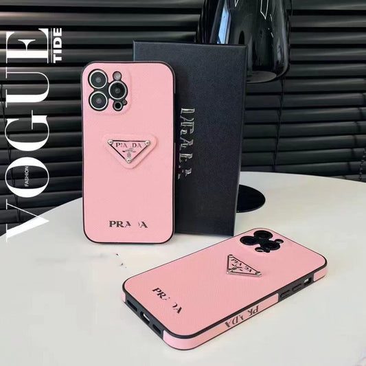 スマホケース PRA**  耐衝撃・防振性能に優れ、高級感あふれるスマホケースで、iPhone に対応