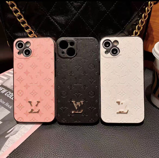 スマホケース Vl  耐衝撃・防振性能に優れ、高級感あふれるスマホケースで、iPhone に対応