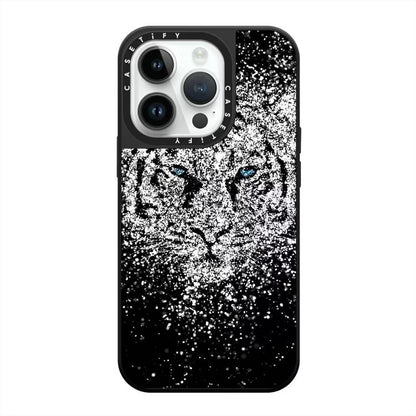 スマホケース  「虎嘯の魂」テーマ  耐衝撃・防振性能に優れ、高級感あふれるスマホケースで、iPhone に対応