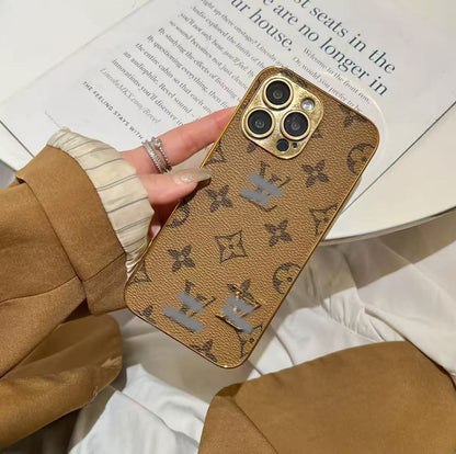 スマホケース  ダブルVL ダブルＧ  耐衝撃・防振性能に優れ、高級感あふれるスマホケースで、iPhone に対応
