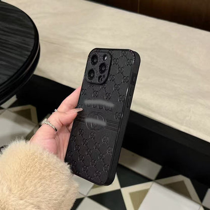 スマホケース ダブルＧ   耐衝撃・防振性能に優れ、高級感あふれるスマホケースで、iPhone に対応