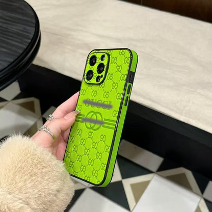 スマホケース ダブルＧ   耐衝撃・防振性能に優れ、高級感あふれるスマホケースで、iPhone に対応