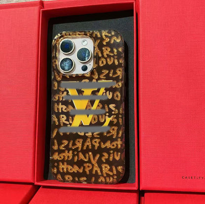 スマホケース ダブルV  耐衝撃・防振性能に優れ、高級感あふれるスマホケースで、iPhone に対応