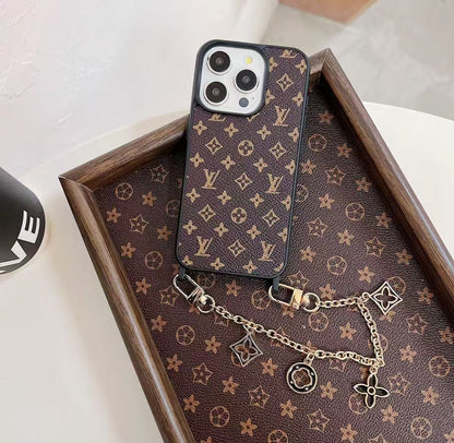 スマホケース ダブルV  耐衝撃・防振性能に優れ、高級感あふれるスマホケースで、iPhone に対応