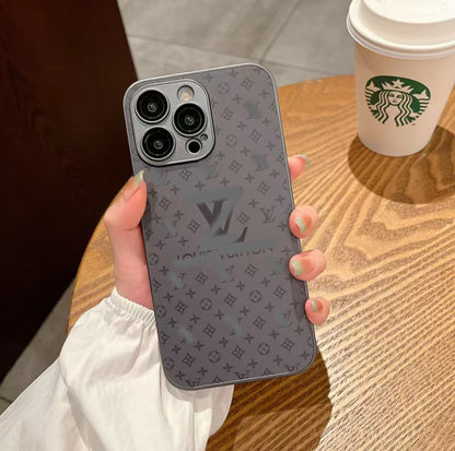 スマホケース ガラス質感 ダブルV レンズ保護付き 耐衝撃・防振性能に優れ、高級感あふれるスマホケースで、iPhone に対応