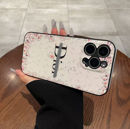 スマホケース  高級感  ダブルDi**  耐衝撃・防振性能に優れ、高級感あふれるスマホケースで、iPhone に対応