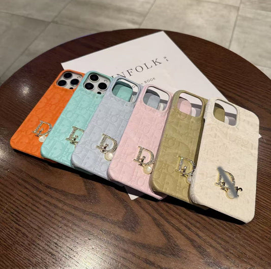 スマホケース  高級感  ダブルDi**  耐衝撃・防振性能に優れ、高級感あふれるスマホケースで、iPhone に対応
