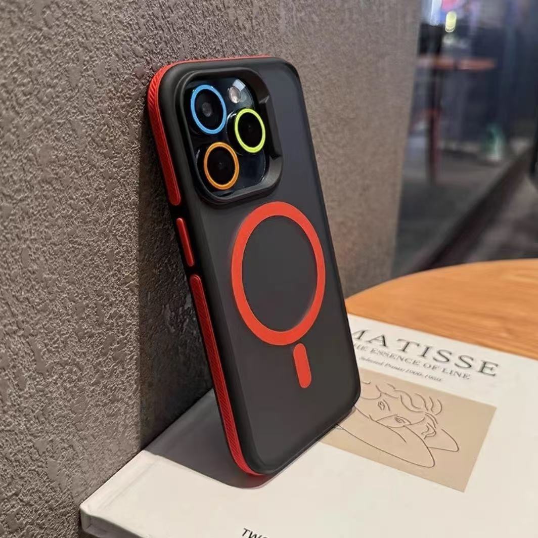 スマホケース  シンプルなデザインの磁気吸着式スマホケース 夜光レンズフィルム付き 耐衝撃・防振性能に優れ、高級感あふれるスマホケースで、iPhone に対応