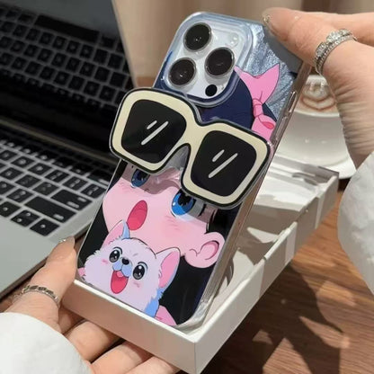 スマホケース クレヨンしんちゃんテーマ サングラス型のスタンドが付属  耐衝撃・防振性能に優れ、高級感あふれるスマホケースで、iPhone に対応