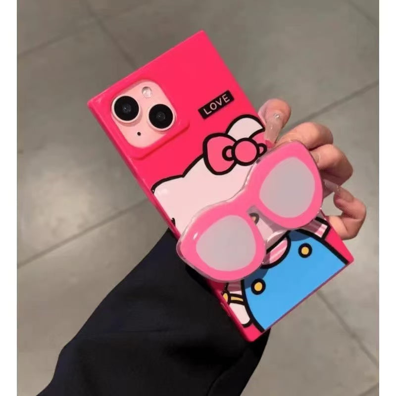 スマホケース クレヨンしんちゃんテーマ サングラス型のスタンドが付属  耐衝撃・防振性能に優れ、高級感あふれるスマホケースで、iPhone に対応