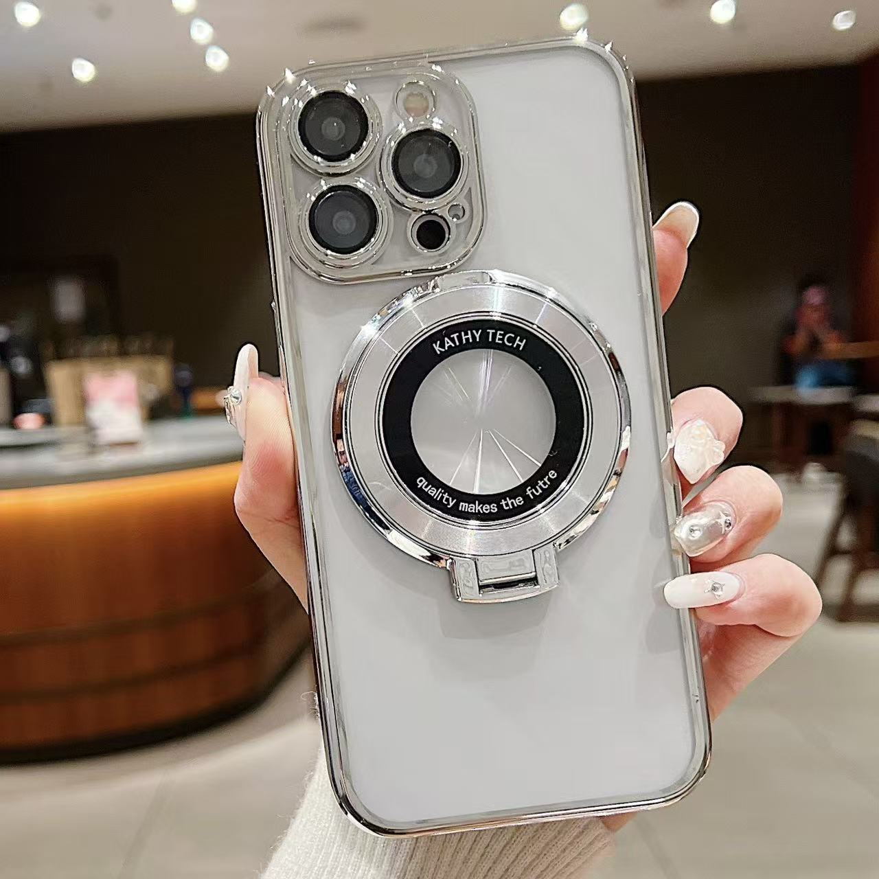 スマホケース 電気めっき磁気吸着式スマホケース TPU レンズフィルム付き・スタンド付き  耐衝撃・防振性能に優れ、高級感あふれるスマホケースで、iPhone に対応