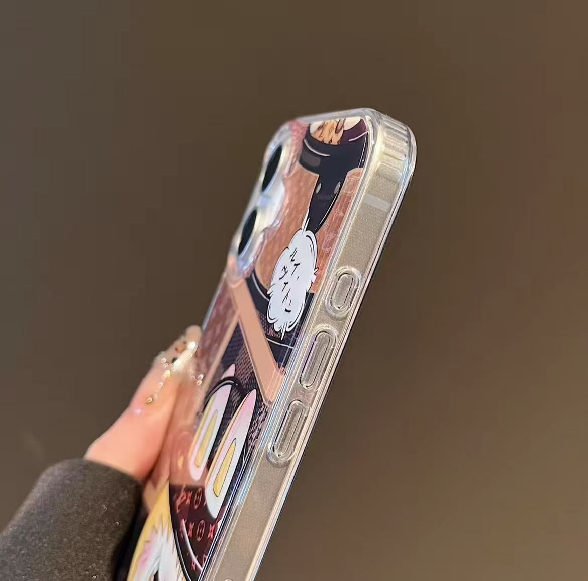 スマホケース  高級感 labubuシリーズ  ダブルＶ 耐衝撃・防振性能に優れ、高級感あふれるスマホケースで、iPhone に対応