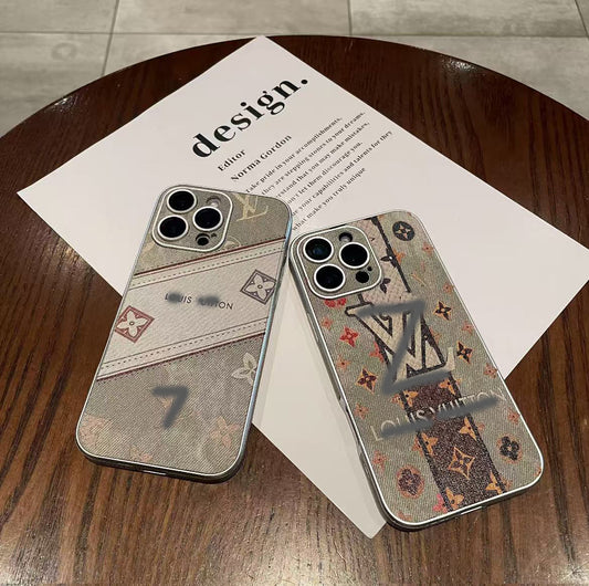 スマホケース  革製高級感  ダブルＶ 耐衝撃・防振性能に優れ、高級感あふれるスマホケースで、iPhone に対応