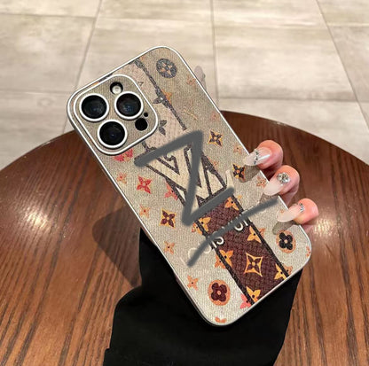 スマホケース  革製高級感  ダブルＶ 耐衝撃・防振性能に優れ、高級感あふれるスマホケースで、iPhone に対応