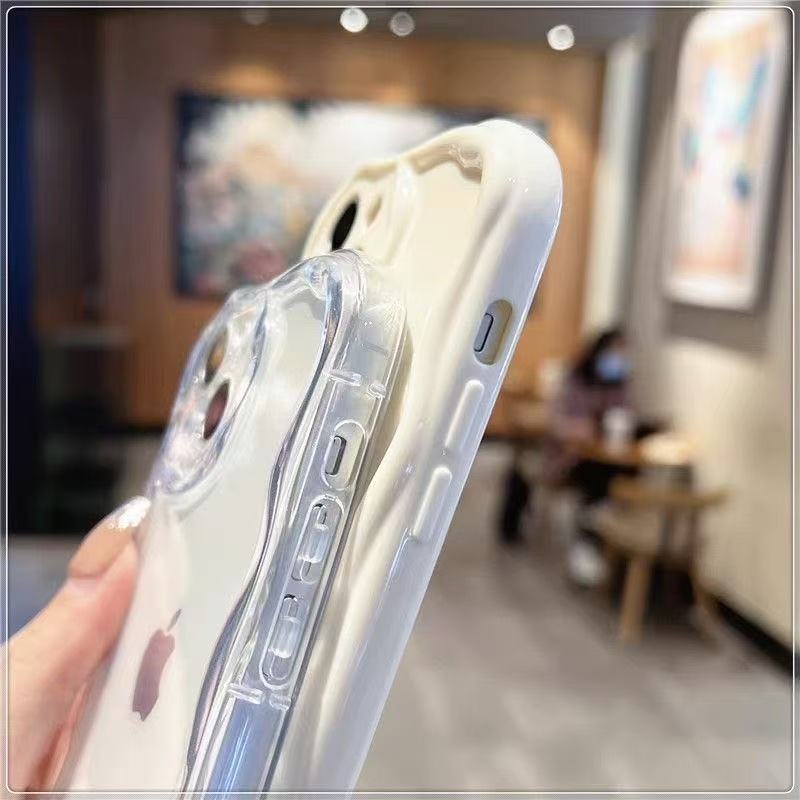 スマホケース  カスタムシリーズ  クリーム調の柄  耐衝撃・防振性能に優れ、高級感あふれるスマホケースで、iPhone に対応