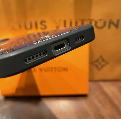 スマホケース  高級感アクリル  ダブルＶ 耐衝撃・防振性能に優れ、高級感あふれるスマホケースで、iPhone に対応