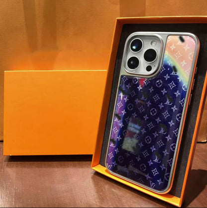 スマホケース  高級感アクリル  ダブルＶ 耐衝撃・防振性能に優れ、高級感あふれるスマホケースで、iPhone に対応