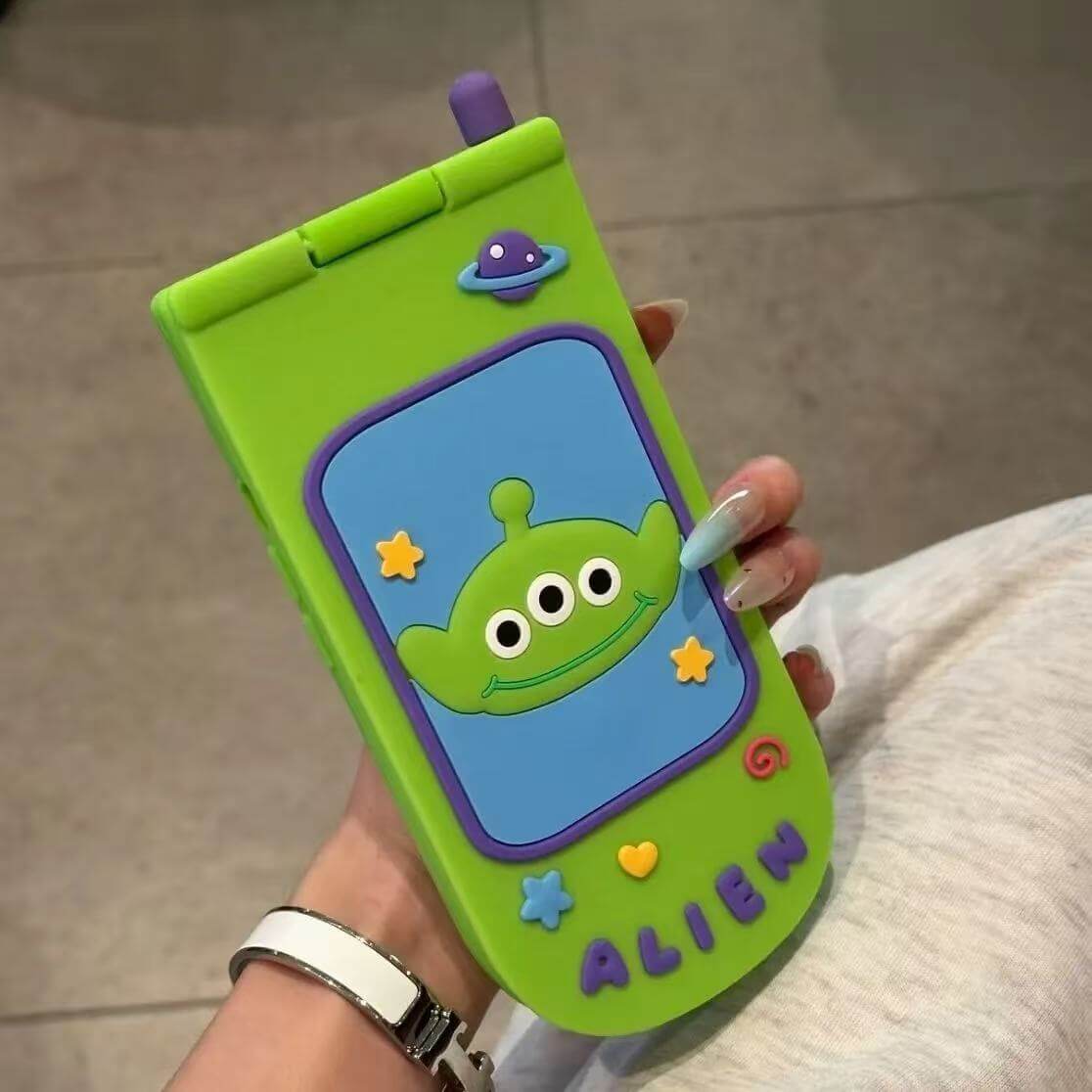 スマホケース  折りたたみ式カートゥーンスマホケース  耐衝撃・防振性能に優れ、高級感あふれるスマホケースで、iPhone に対応
