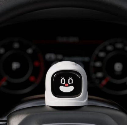 カー用品　車アクセサリー　車載用電子ペット 車両状態を感知し、60 種類以上の癒し系表情でドライブを応援