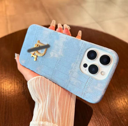 スマホケース  ベルベット高級感  ダブルDi**  耐衝撃・防振性能に優れ、高級感あふれるスマホケースで、iPhone に対応