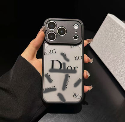 スマホケース  高級マット調の質感  ダブルＶ&C&G 耐衝撃・防振性能に優れ、高級感あふれるスマホケースで、iPhone11~17 に対応