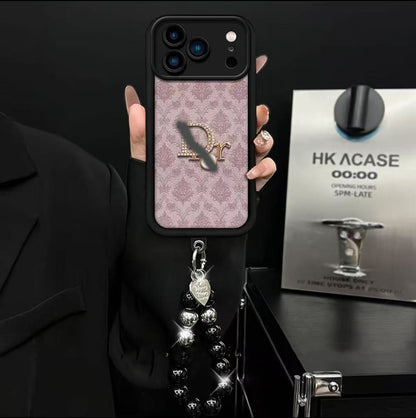 スマホケース  高級感ブレスレットを付き  ダブルDi** 耐衝撃・防振性能に優れ、高級感あふれるスマホケースで、iPhone11~17 に対応