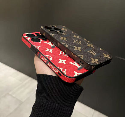 スマホケース  高級感マグネット式  ダブルV    耐衝撃・防振性能に優れ、高級感あふれるスマホケースで、iPhone12~16 に対応