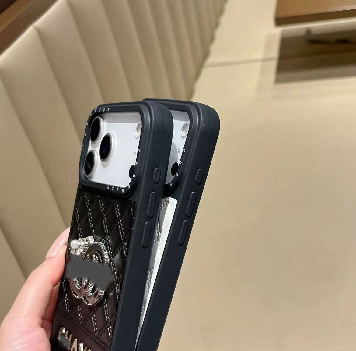 スマホケース  高級感  ダブルCC  耐衝撃・防振性能に優れ、高級感あふれるスマホケースで、iPhone12~17 に対応