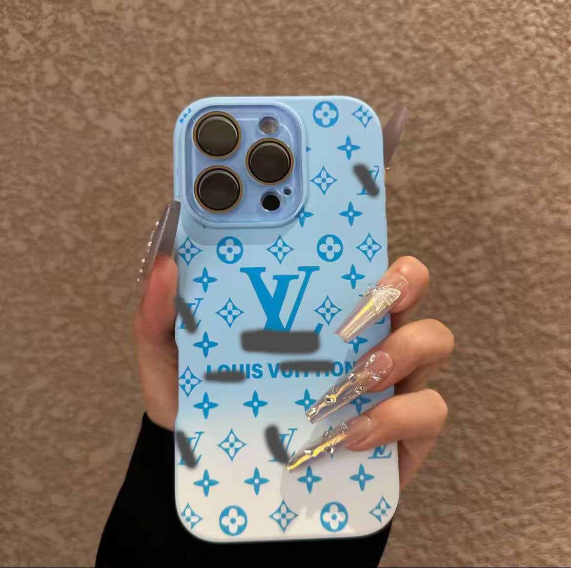 スマホケース  高級感グラデーションカラー  ダブルV  耐衝撃・防振性能に優れ、高級感あふれるスマホケースで、iPhone12~16 に対応