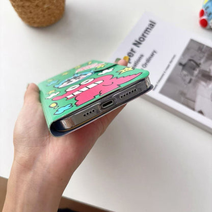 本型スマホケース 定番キャラクター「クレヨンしんちゃん」テーマ 手帳型スマホケース  キャラクターの柔らかい 折りたたみ式 ノート型 スマホケース  iPhone に対応