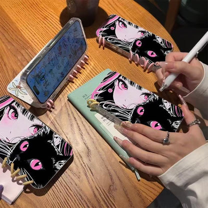 本型スマホケース 優しい雰囲気の少女と愛らしい黒猫テーマ 手帳型スマホケース  キャラクターの柔らかい 折りたたみ式 ノート型 スマホケース  iPhone に対応