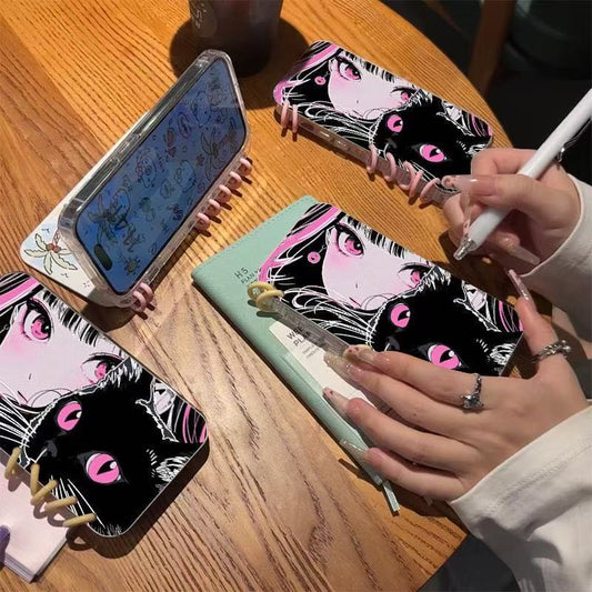 本型スマホケース 優しい雰囲気の少女と愛らしい黒猫テーマ 手帳型スマホケース  キャラクターの柔らかい 折りたたみ式 ノート型 スマホケース  iPhone に対応