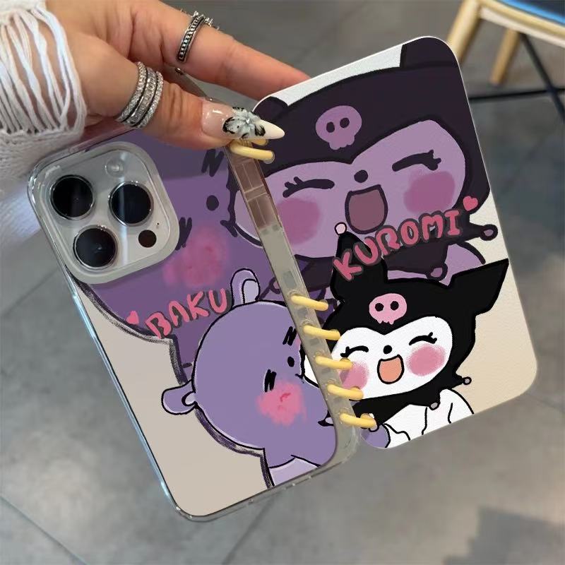 本型スマホケース 「クロミー」が明るくスマイルする姿テーマ 手帳型スマホケース  キャラクターの柔らかい 折りたたみ式 ノート型 スマホケース  iPhone に対応