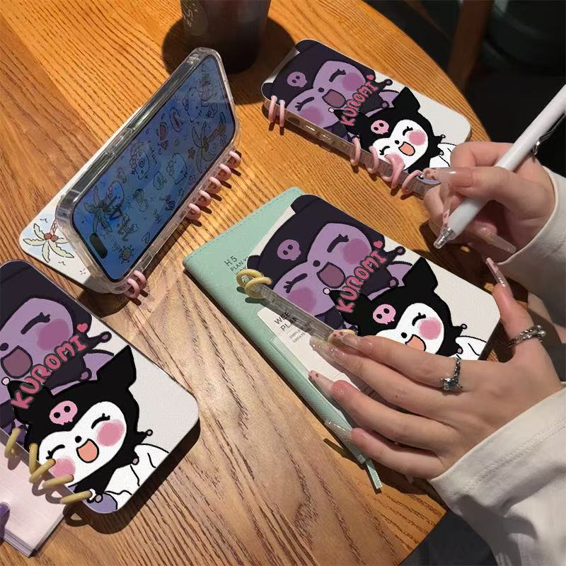 本型スマホケース 「クロミー」が明るくスマイルする姿テーマ 手帳型スマホケース  キャラクターの柔らかい 折りたたみ式 ノート型 スマホケース  iPhone に対応