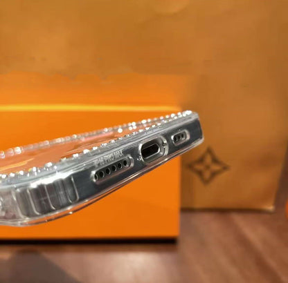 スマホケース  高級感レーザー光 ダブルV    耐衝撃・防振性能に優れ、高級感あふれるスマホケースで、iPhone13~16 に対応