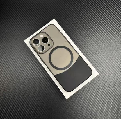 スマホケース  プリズムカット プレミアムマグネットスマホケース  耐衝撃・防振性能に優れ、高級感あふれるスマホケースで、iPhone 11~17 に対応