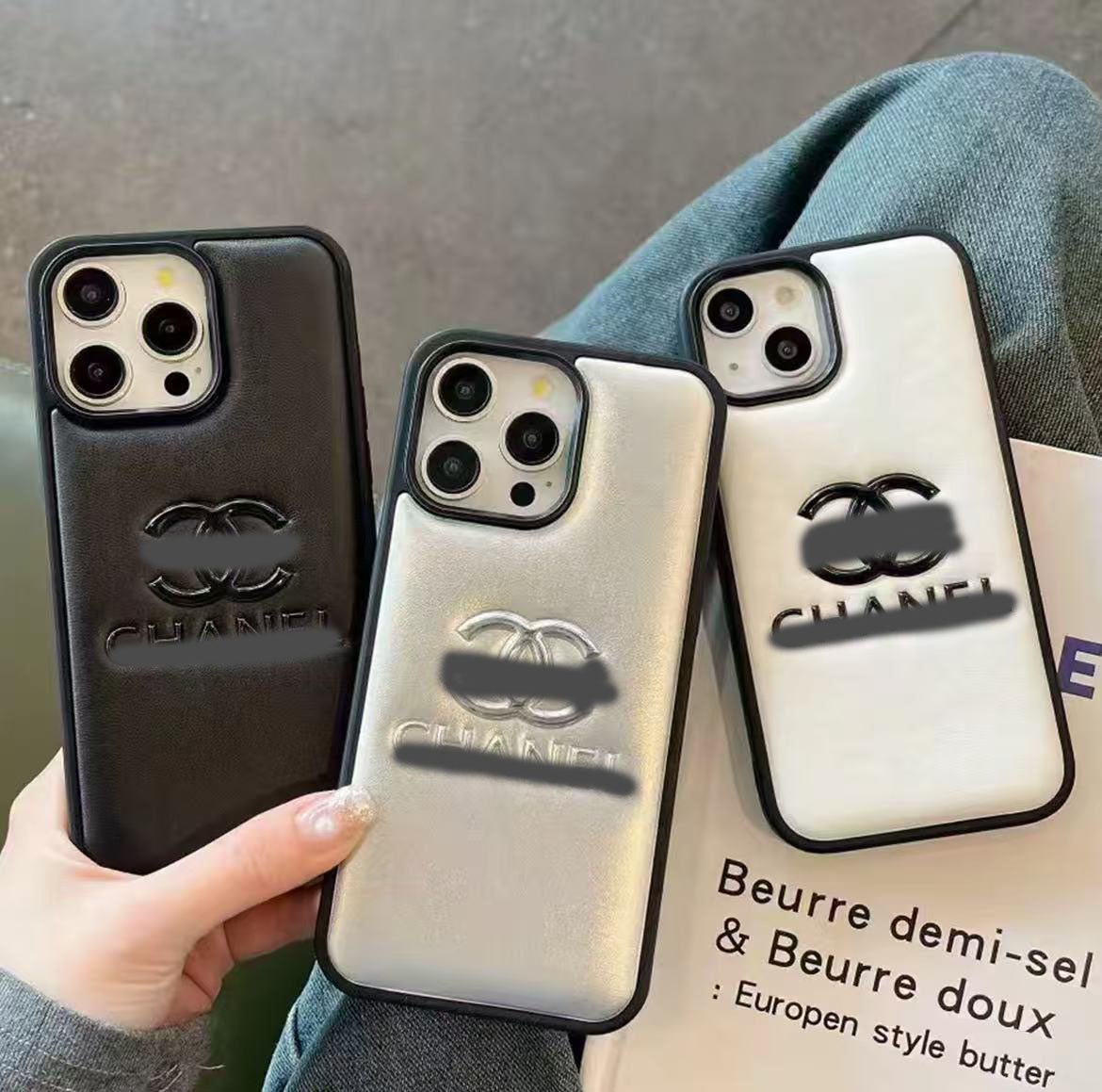 マホケース  高級感ダブルＣ 耐衝撃・防振性能に優れ、高級感あふれるスマホケースで、iPhone13~17 に対応