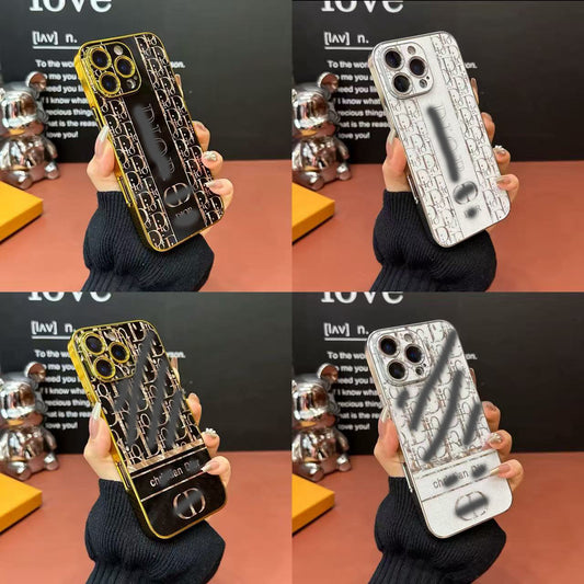 スマホケース  高級感  ダブルDi**  耐衝撃・防振性能に優れ、高級感あふれるスマホケースで、iPhone12~16に対応