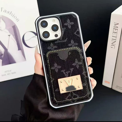 スマホケース  高級感デニムの雰囲気カードホルダー付き  ダブルV  耐衝撃・防振性能に優れ、高級感あふれるスマホケースで、iPhone12~17 に対応