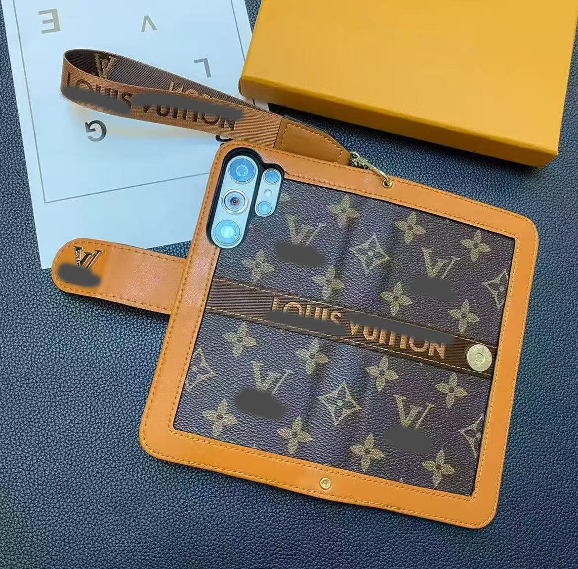 スマホケース  高級感手帳型スマホケース  ダブルV  耐衝撃・防振性能に優れ、高級感あふれるスマホケースで、iPhone12~17 に対応