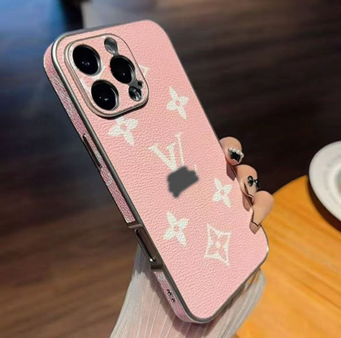 スマホケース  高級感シンプルスマホケース   ダブルV    耐衝撃・防振性能に優れ、高級感あふれるスマホケースで、iPhone12~16 に対応