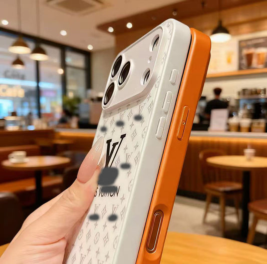 スマホケース  高級感強化ガラススマホケース   ダブルV    耐衝撃・防振性能に優れ、高級感あふれるスマホケースで、iPhone12~17 に対応