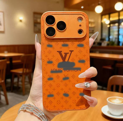 スマホケース  高級感強化ガラススマホケース   ダブルV    耐衝撃・防振性能に優れ、高級感あふれるスマホケースで、iPhone12~17 に対応