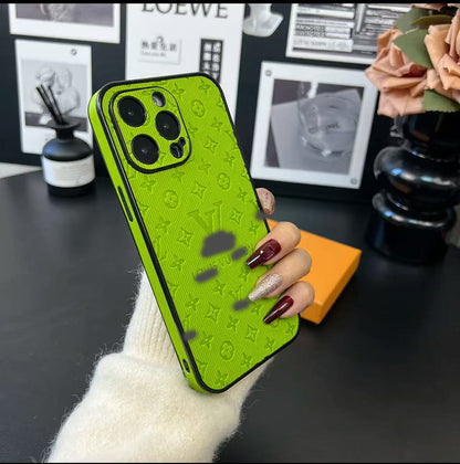 スマホケース  高級感革製  ダブルV 全8色 耐衝撃・防振性能に優れ、高級感あふれるスマホケースで、iPhone12~17 に対応