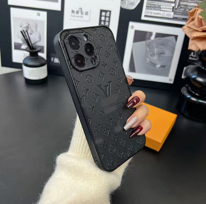 スマホケース  高級感革製  ダブルV 全8色 耐衝撃・防振性能に優れ、高級感あふれるスマホケースで、iPhone12~17 に対応